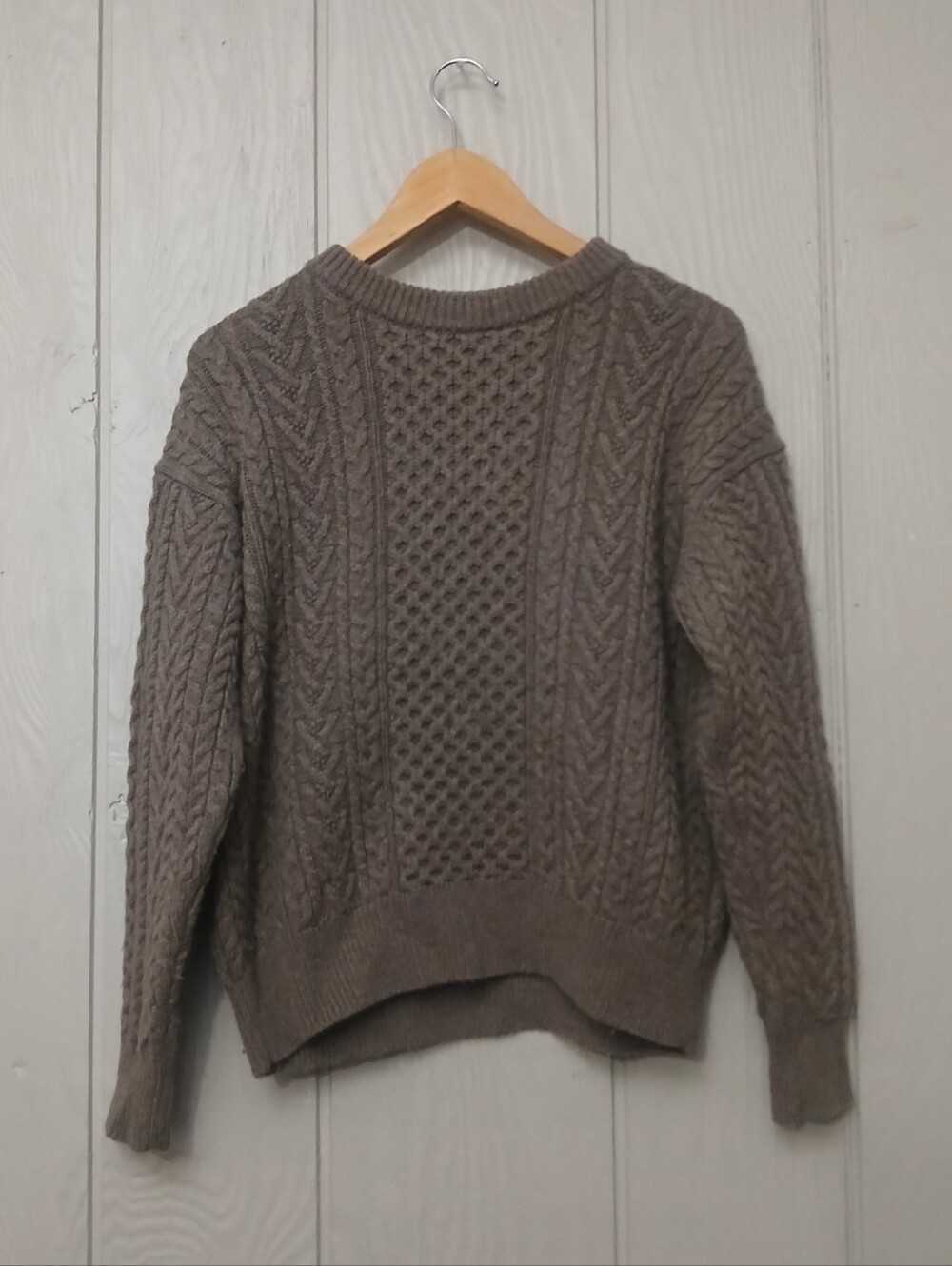 Taupe Fishermans Wool Cable-Knit Women’s Sweater Gray Brown Cozy Fall Medium